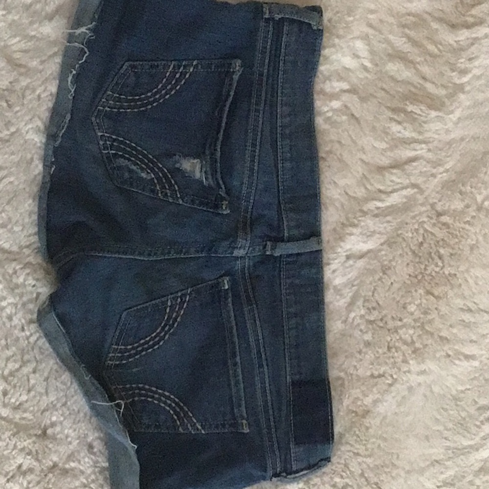 Very good condition women’s Hollister shorts size 9